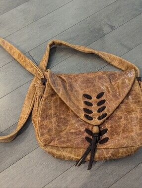 Light Brown Leather Waxed Crossbody Bag Magnet Jaynemax Ren Fair Boho